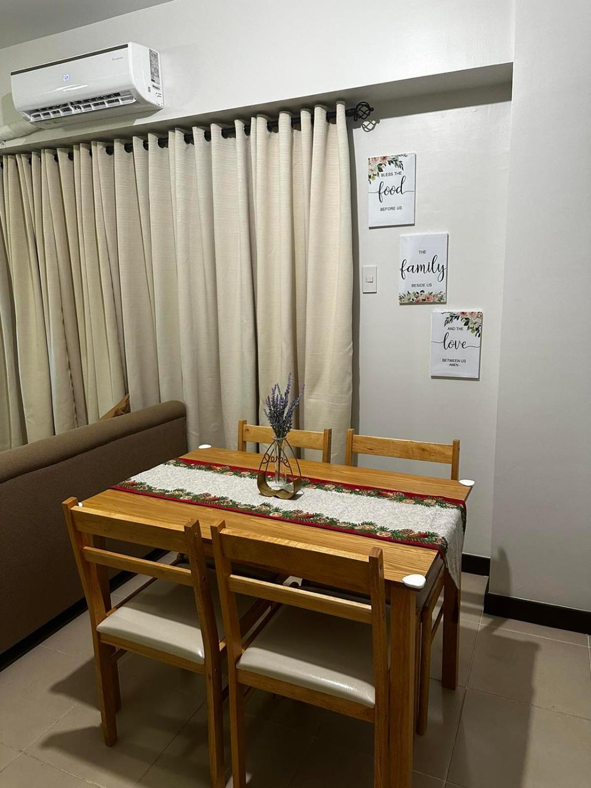 2 Bedroom Condo Unit Near Sm Bf & Naia At The Atherton By Dmci With 2 Balcony Paranaque City Exterior foto